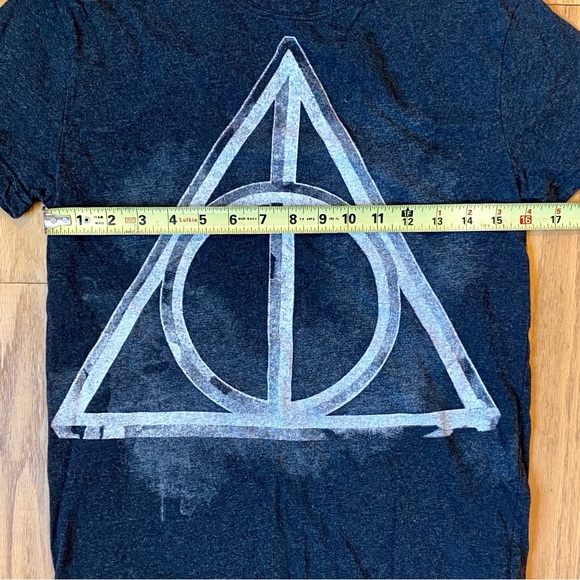 Official Harry Potter Deathly Hallows T-shirt - Picture 4 of 5